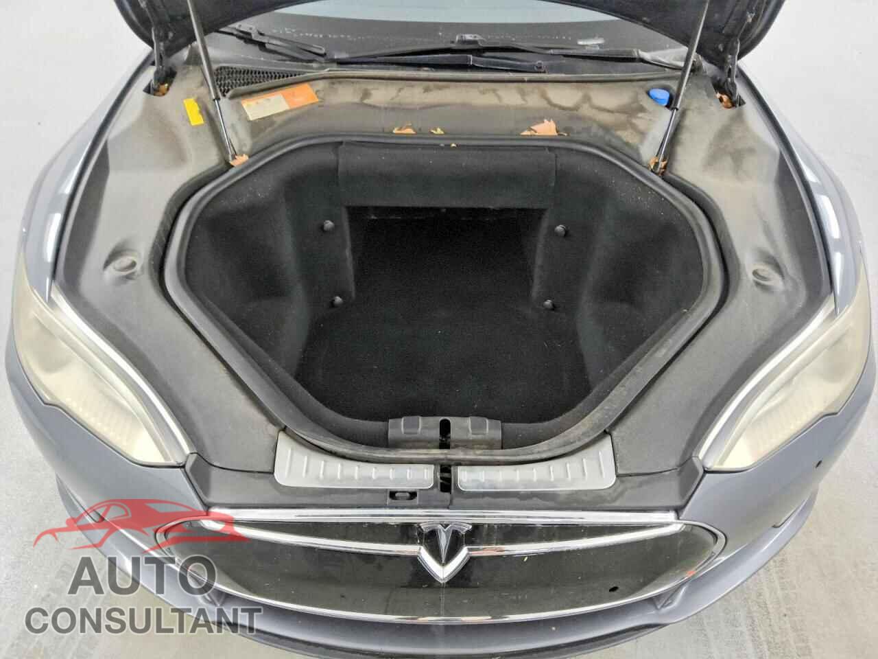 TESLA MODEL S 2013 - 5YJSA1DP0DFP16312