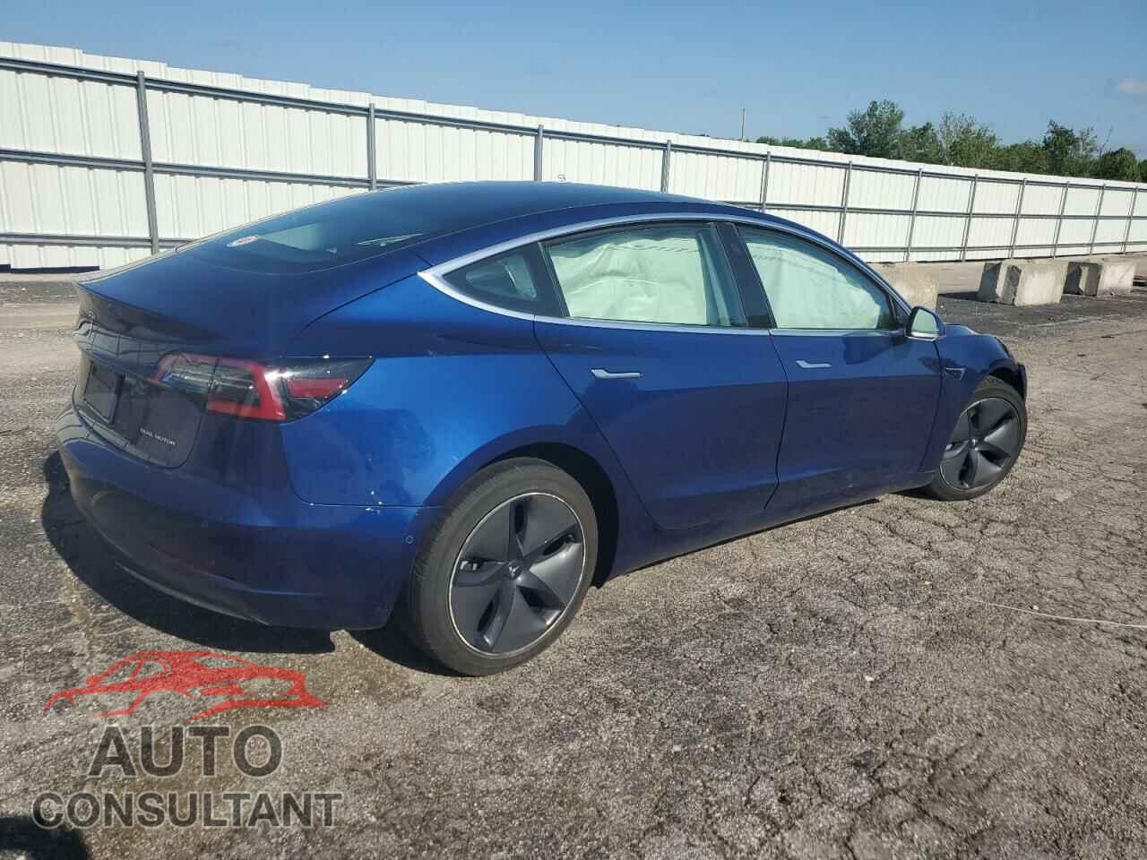 TESLA MODEL 3 2020 - 5YJ3E1EBXLF647669