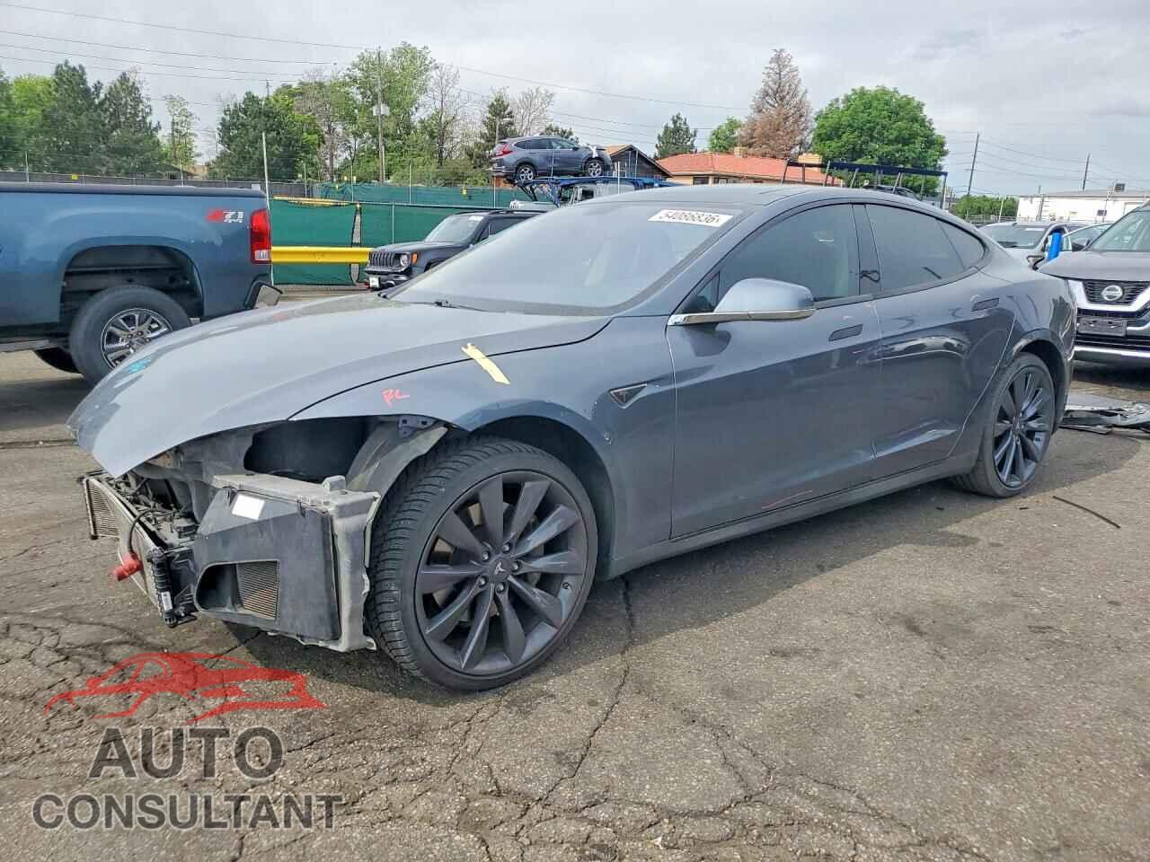 TESLA MODEL S 2013 - 5YJSA1DP5DFP26625