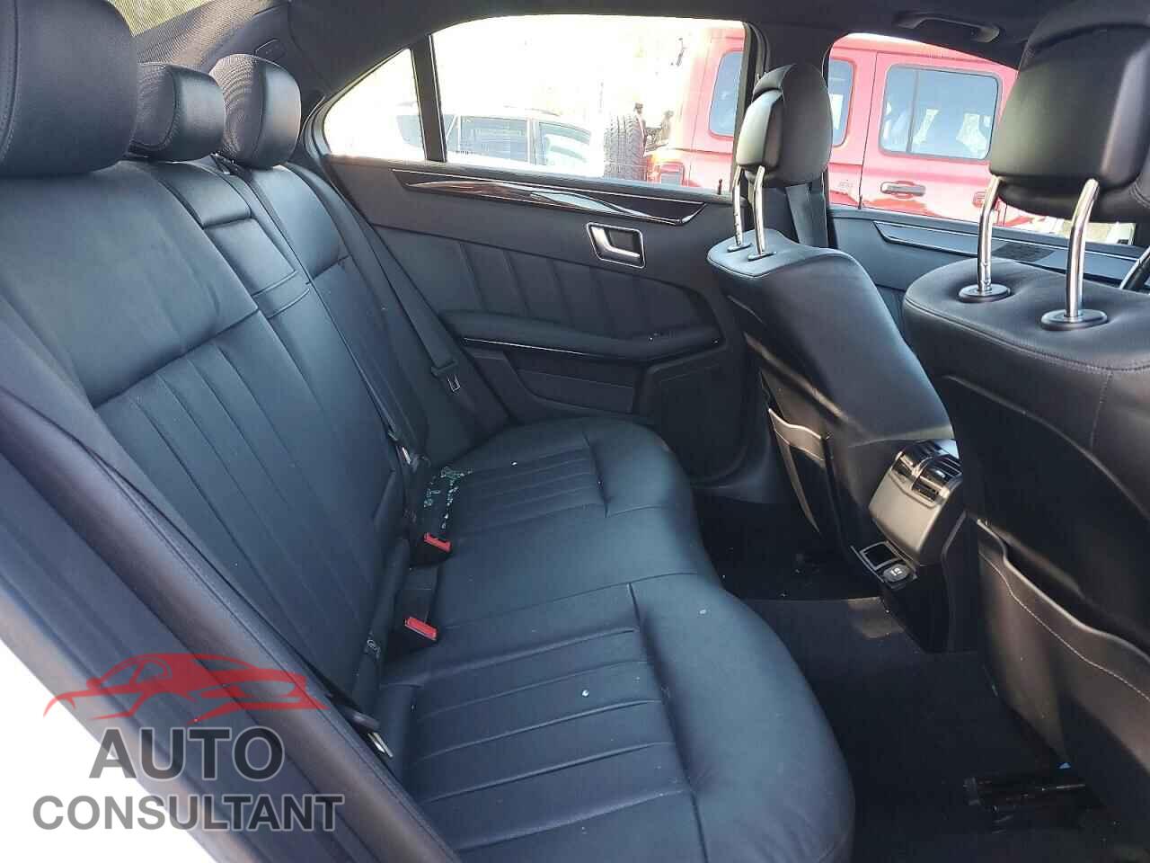 MERCEDES-BENZ E-CLASS 2013 - WDDHF8JB0DA673568