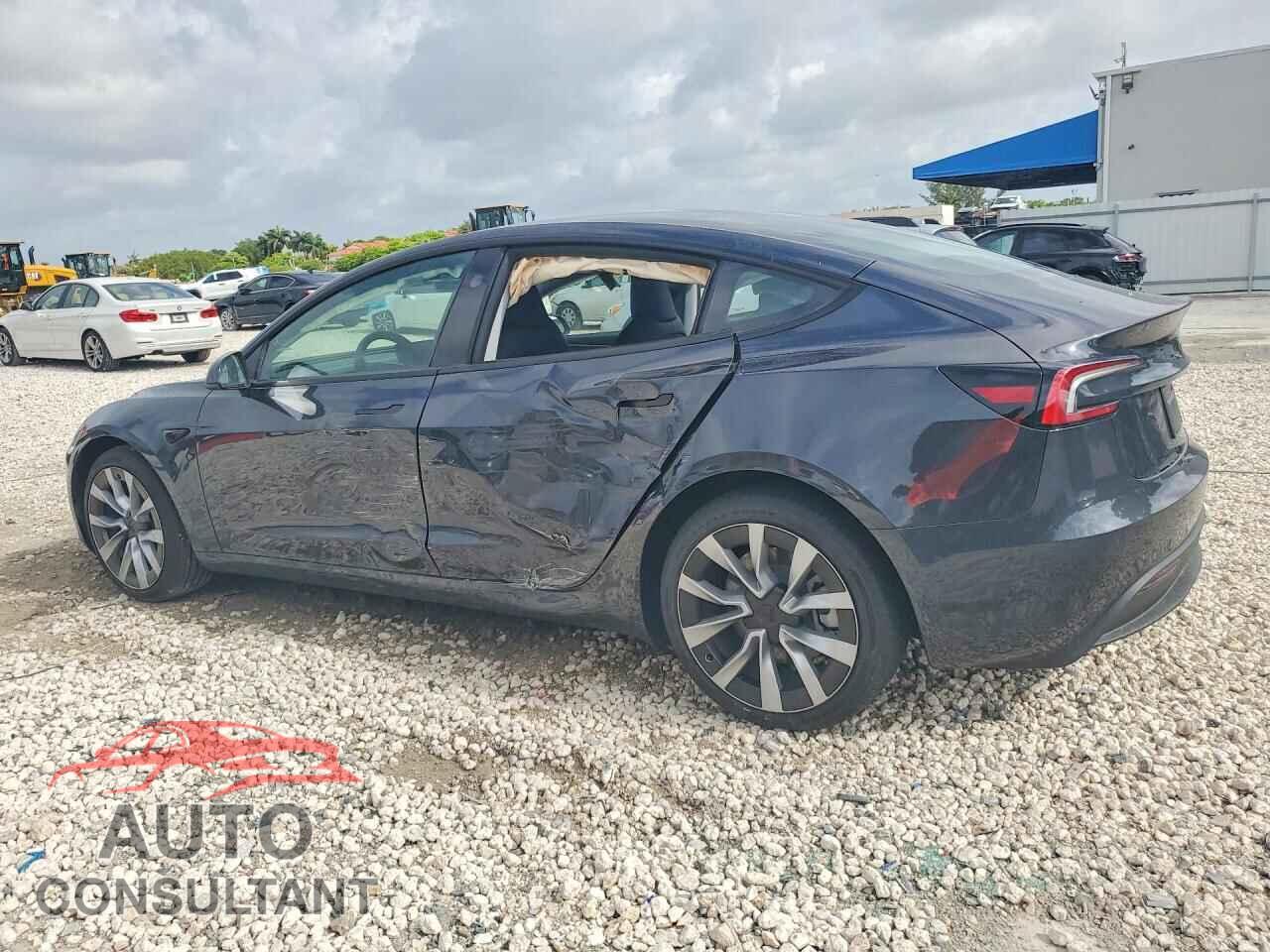 TESLA MODEL 3 2026 - 5YJ3E1EA7TF167208