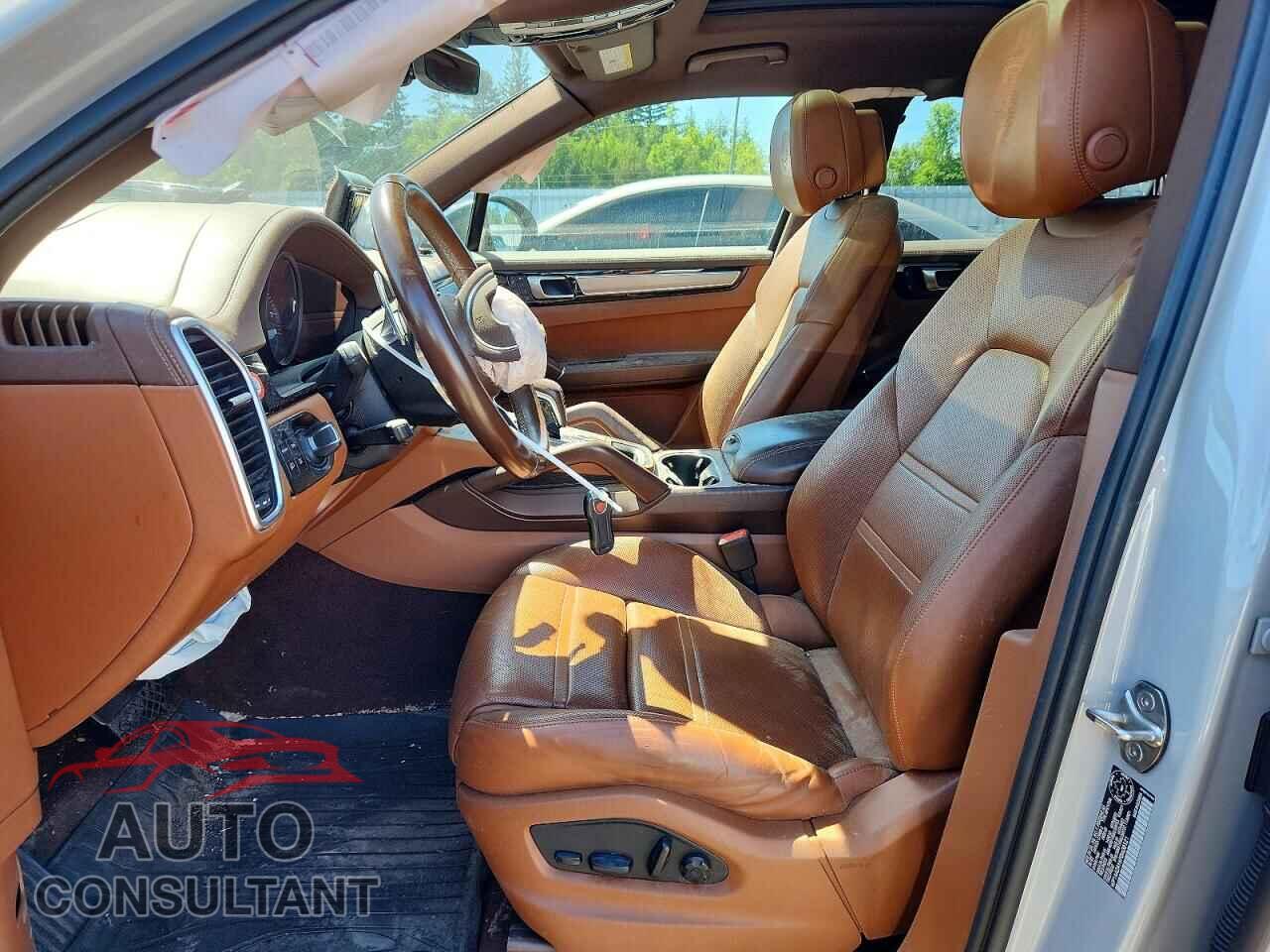 PORSCHE CAYENNE 2023 - WP1AA2AY6PDA00121