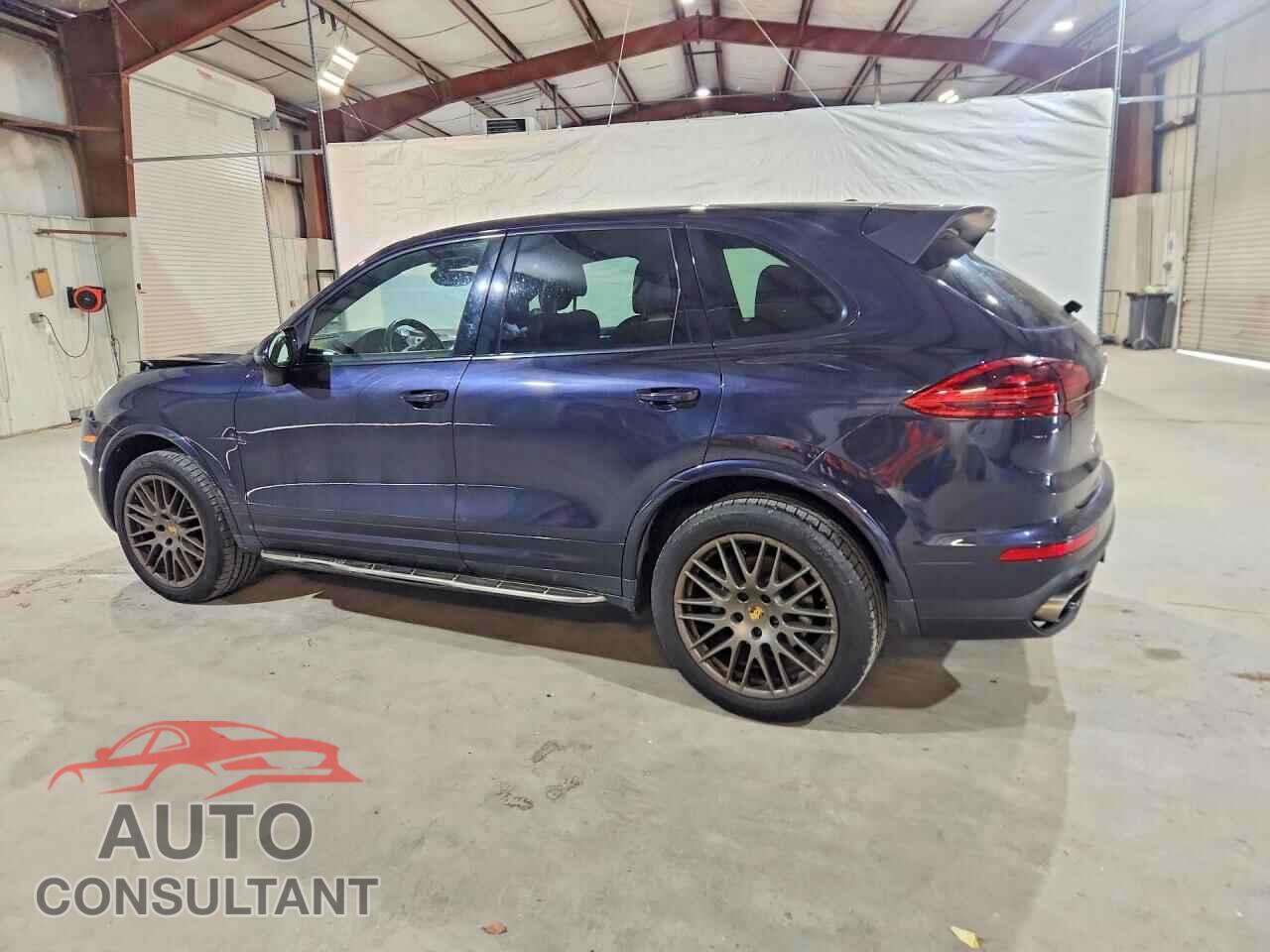 PORSCHE CAYENNE 2017 - WP1AA2A28HKA87562