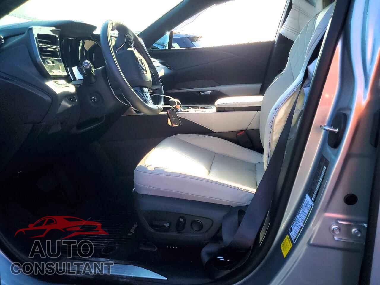 LEXUS UNKNOWN 2025 - 2T2BBMCA2SC098175