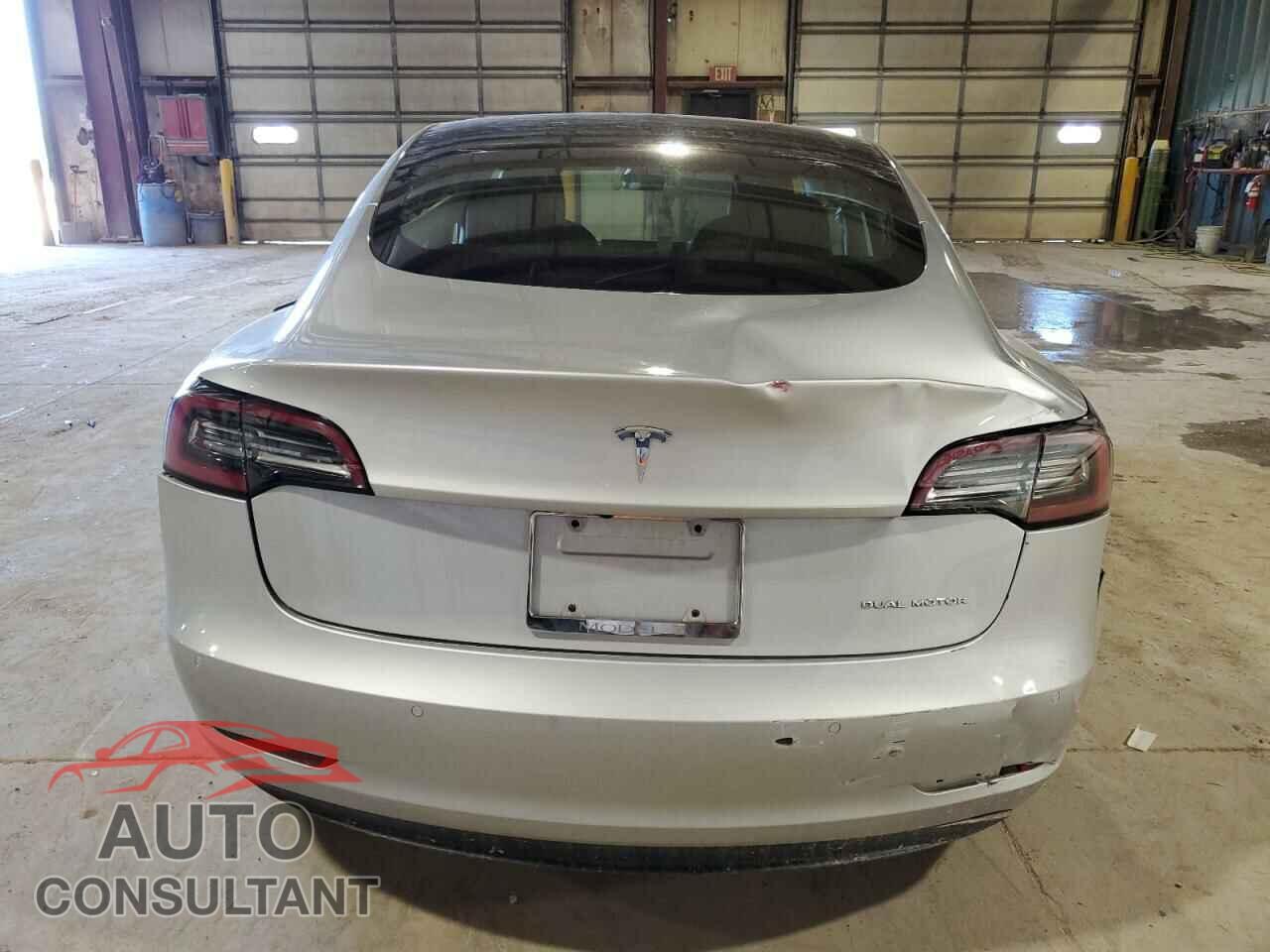 TESLA MODEL 3 2018 - 5YJ3E1EB0JF091286