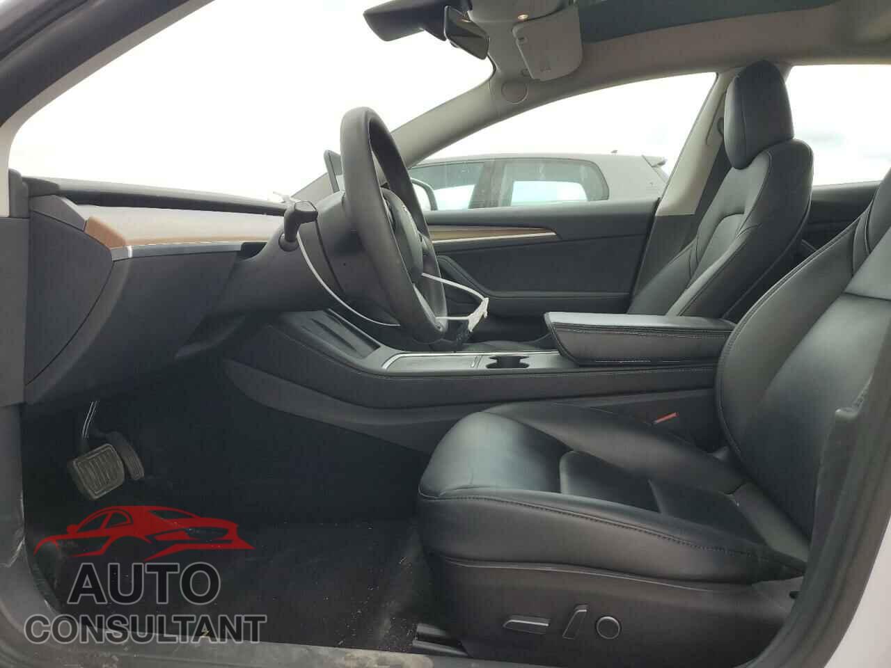 TESLA MODEL 3 2022 - 5YJ3E1EA4NF207232