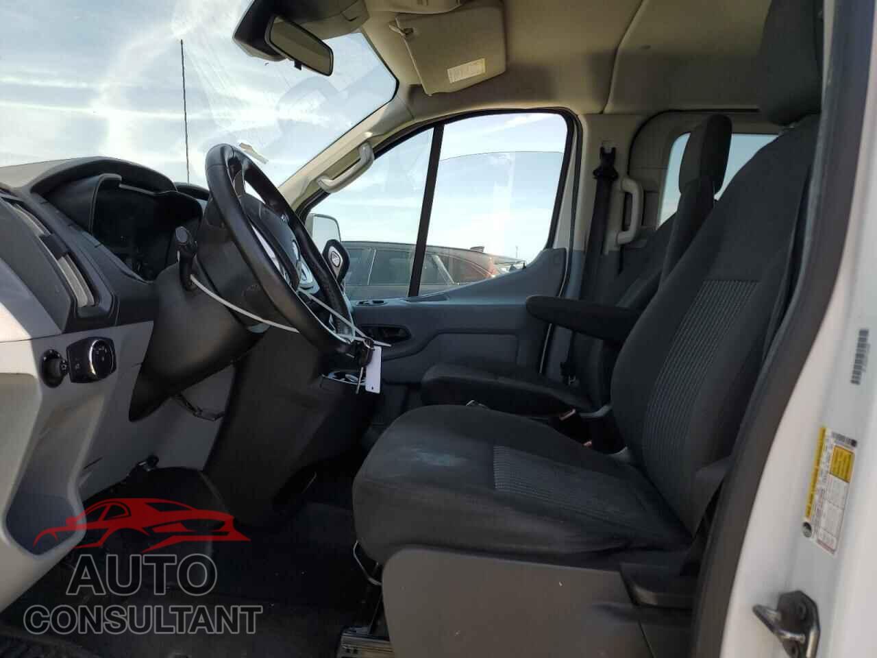 FORD TRANSIT 2017 - 1FBZX2YM7HKB05127