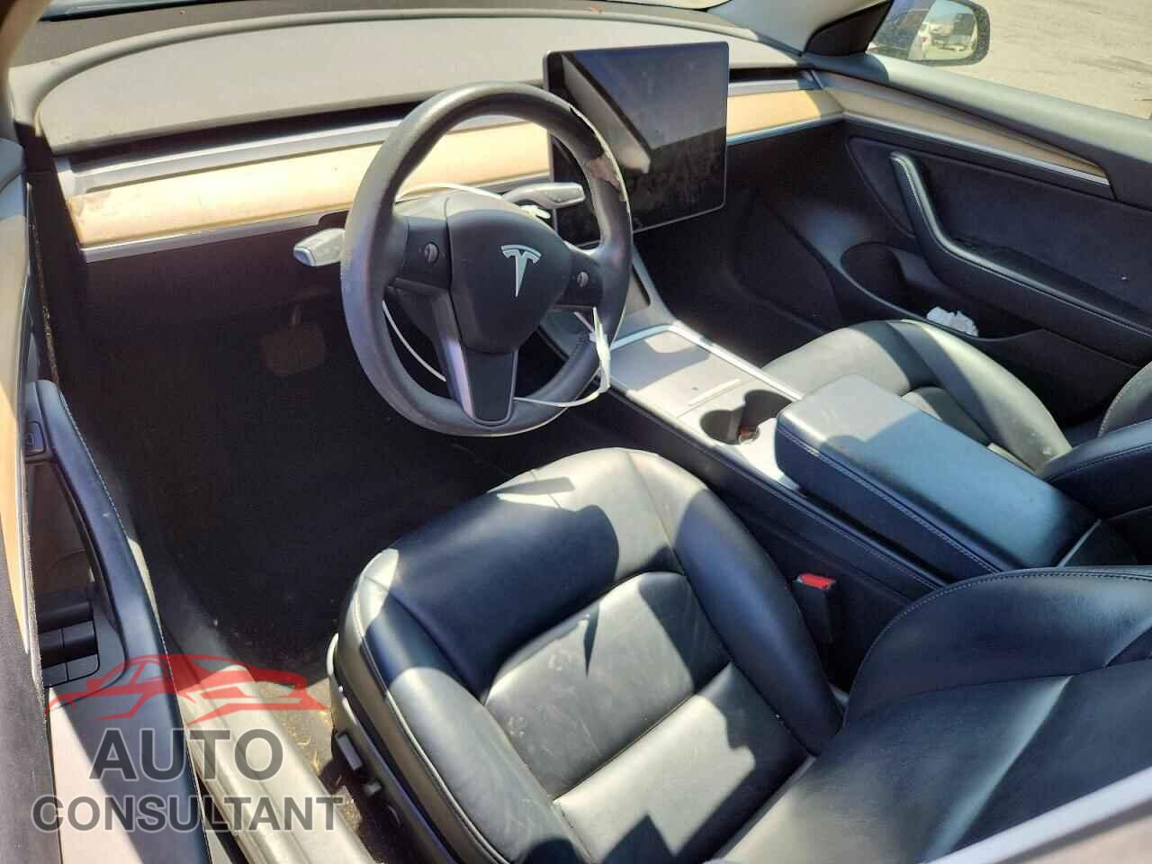 TESLA MODEL 3 2021 - 5YJ3E1EA2MF015791