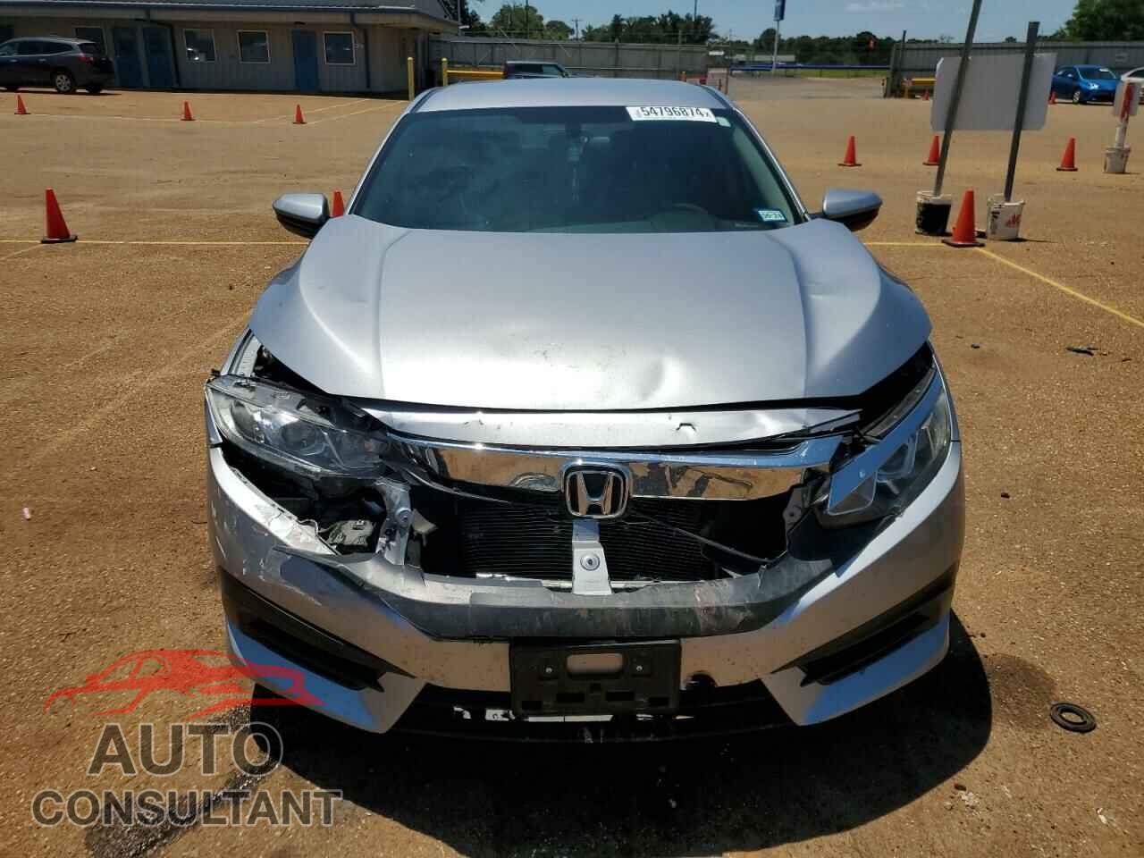 HONDA CIVIC 2018 - 2HGFC2F52JH577059
