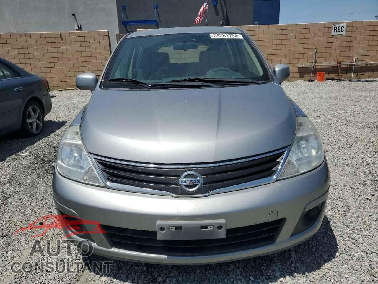 NISSAN VERSA 2011 - 3N1BC1CP5BL420621