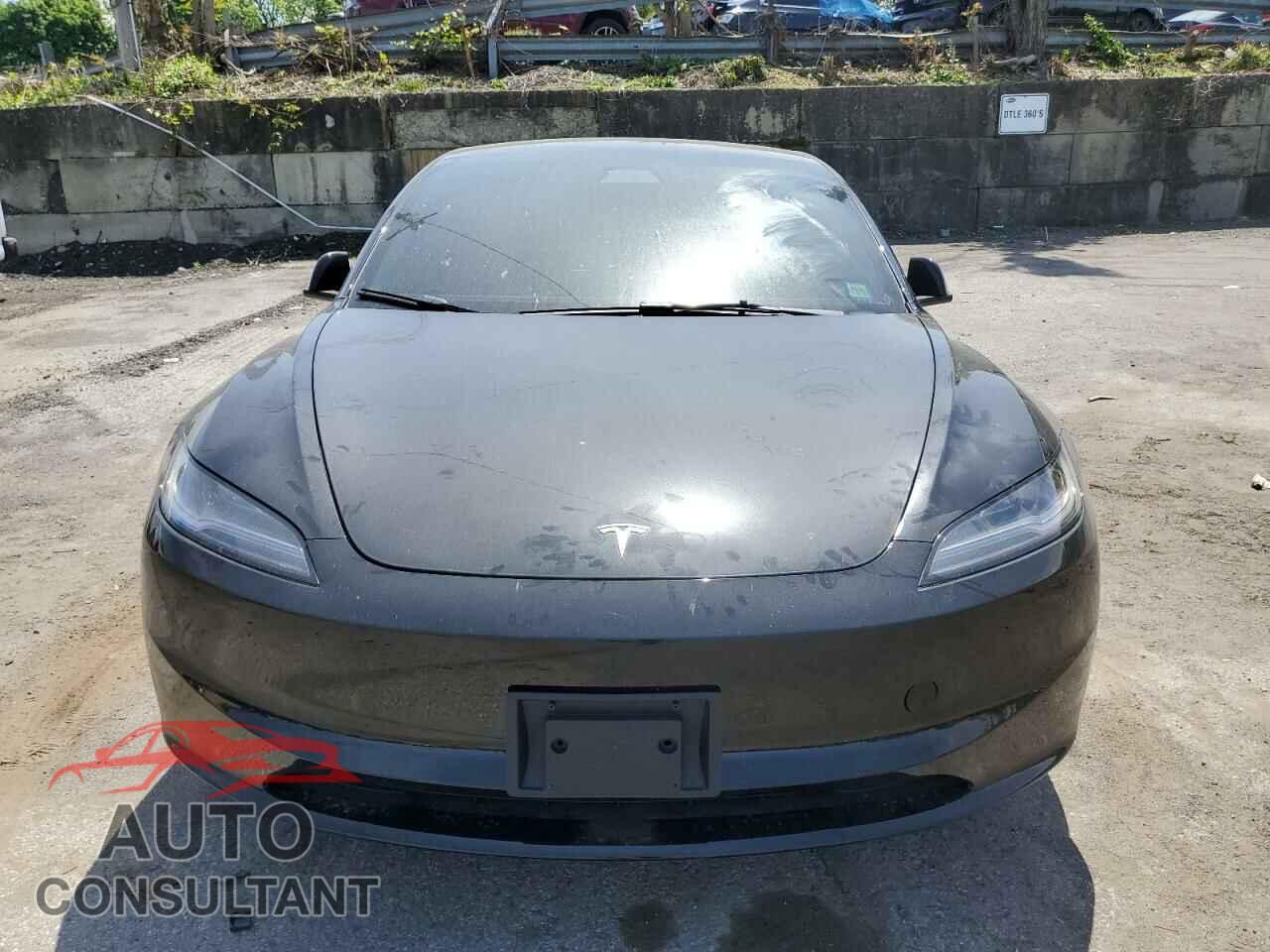 TESLA MODEL 3 2024 - 5YJ3E1EB7RF734552