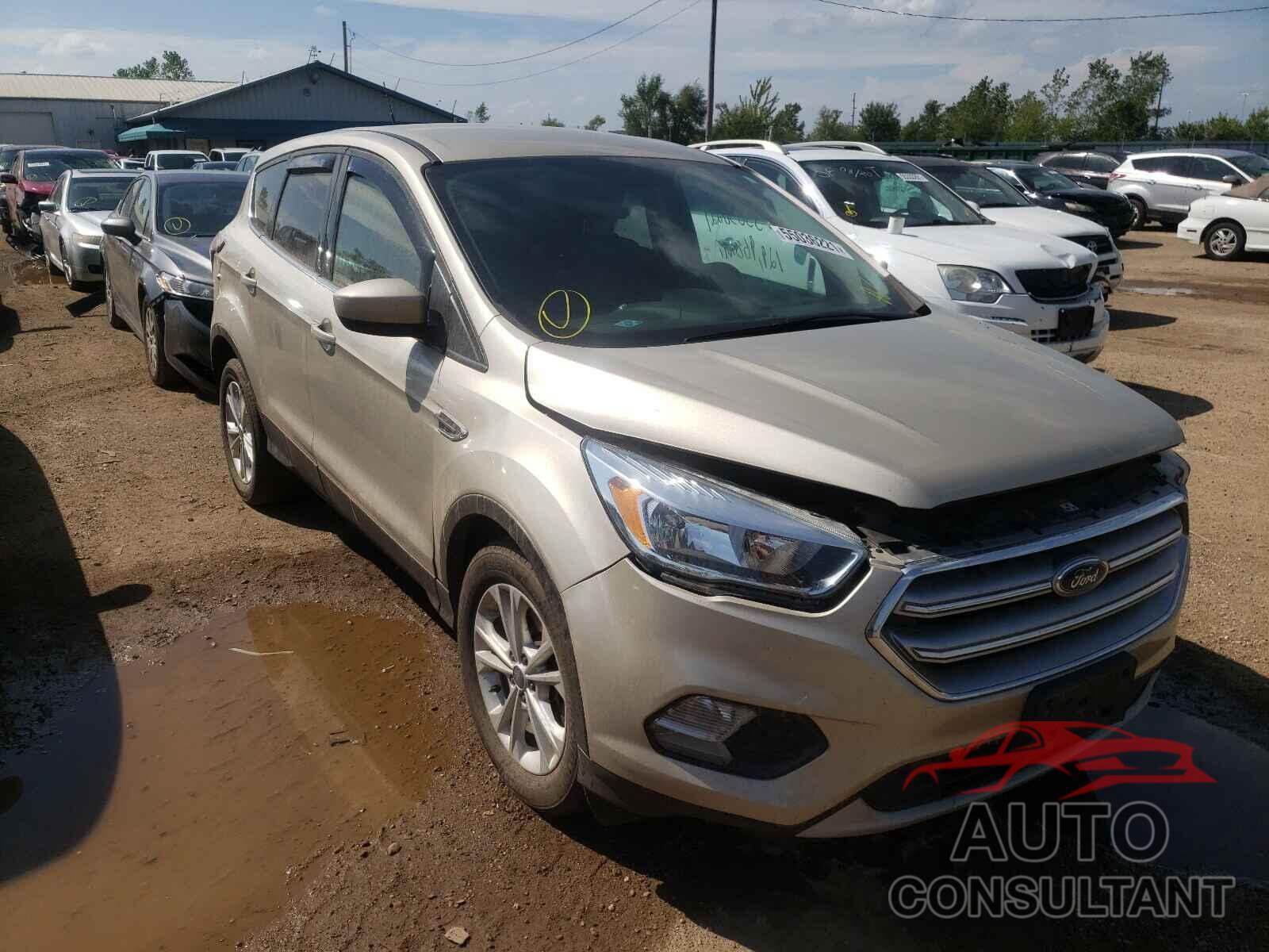 FORD ESCAPE 2017 - 1FMCU0G96HUA20999