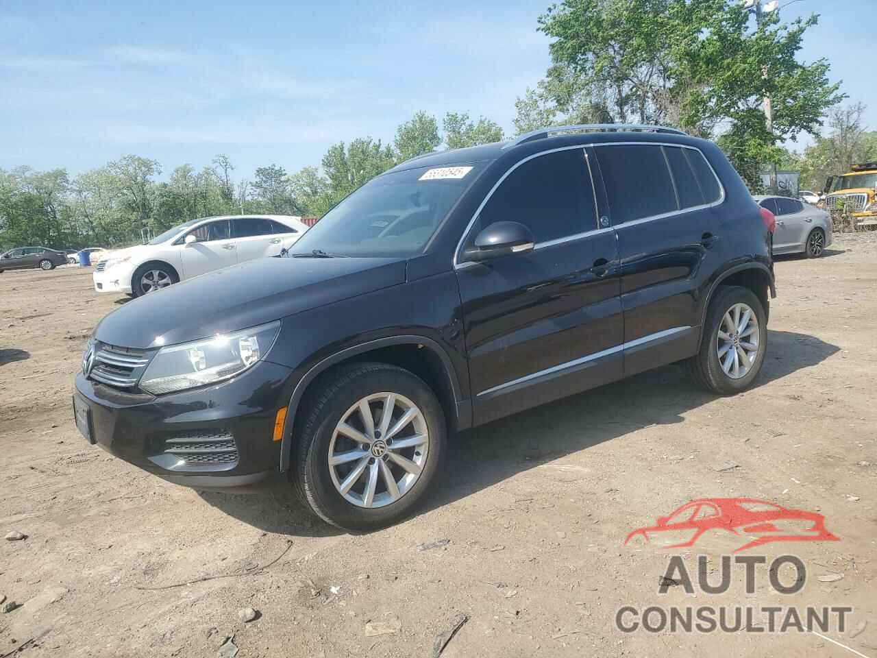 VOLKSWAGEN TIGUAN 2017 - WVGSV7AX9HW512116