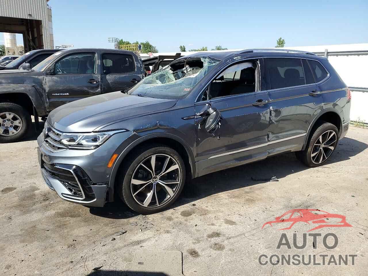 VOLKSWAGEN TIGUAN 2022 - 3VV4B7AX7NM096215