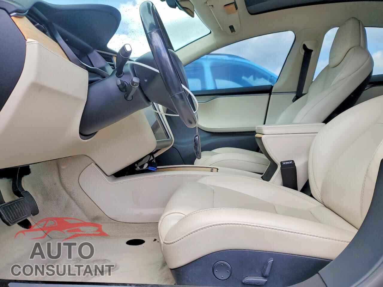 TESLA MODEL S 2018 - 5YJSA1E23JF276987