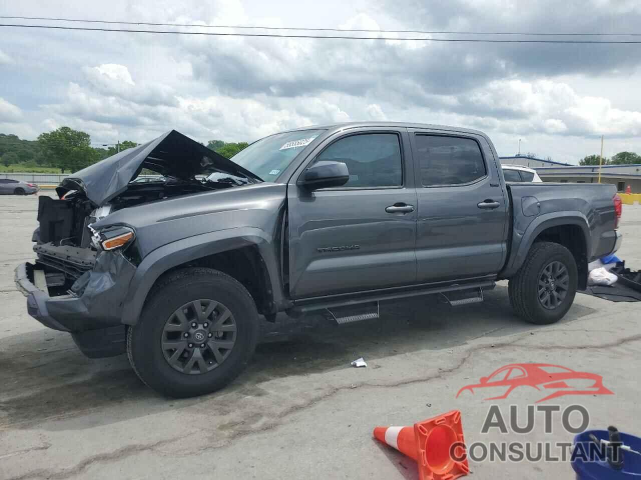 TOYOTA TACOMA 2022 - 3TYAX5GN9NT038043