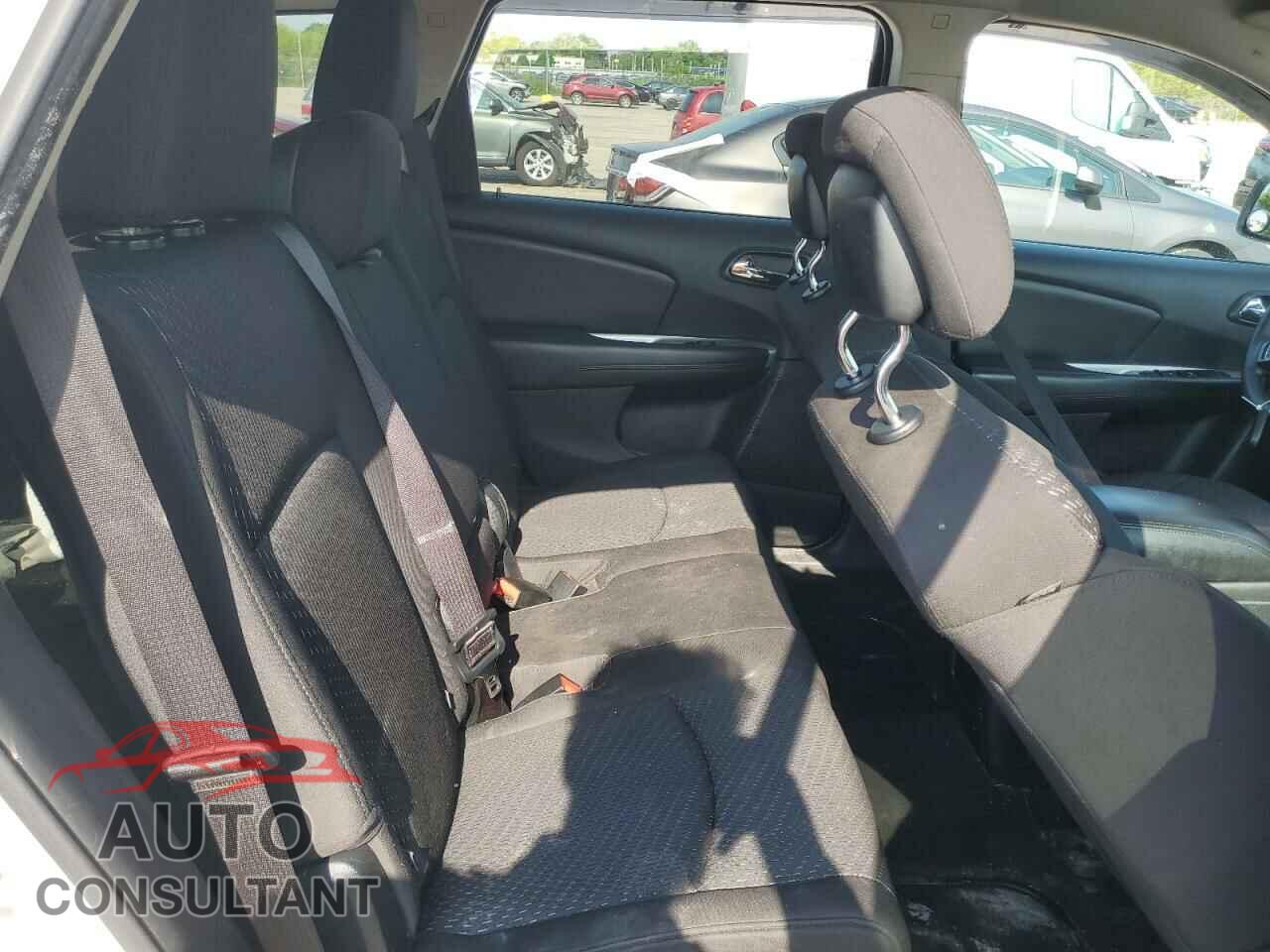 DODGE JOURNEY 2017 - 3C4PDCAB2HT637779