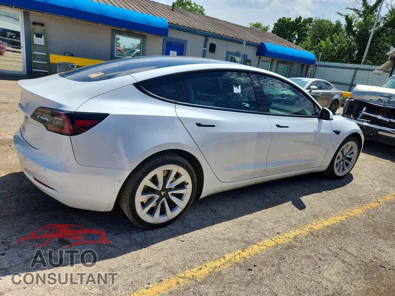 TESLA MODEL 3 2021 - 5YJ3E1EA2MF870099