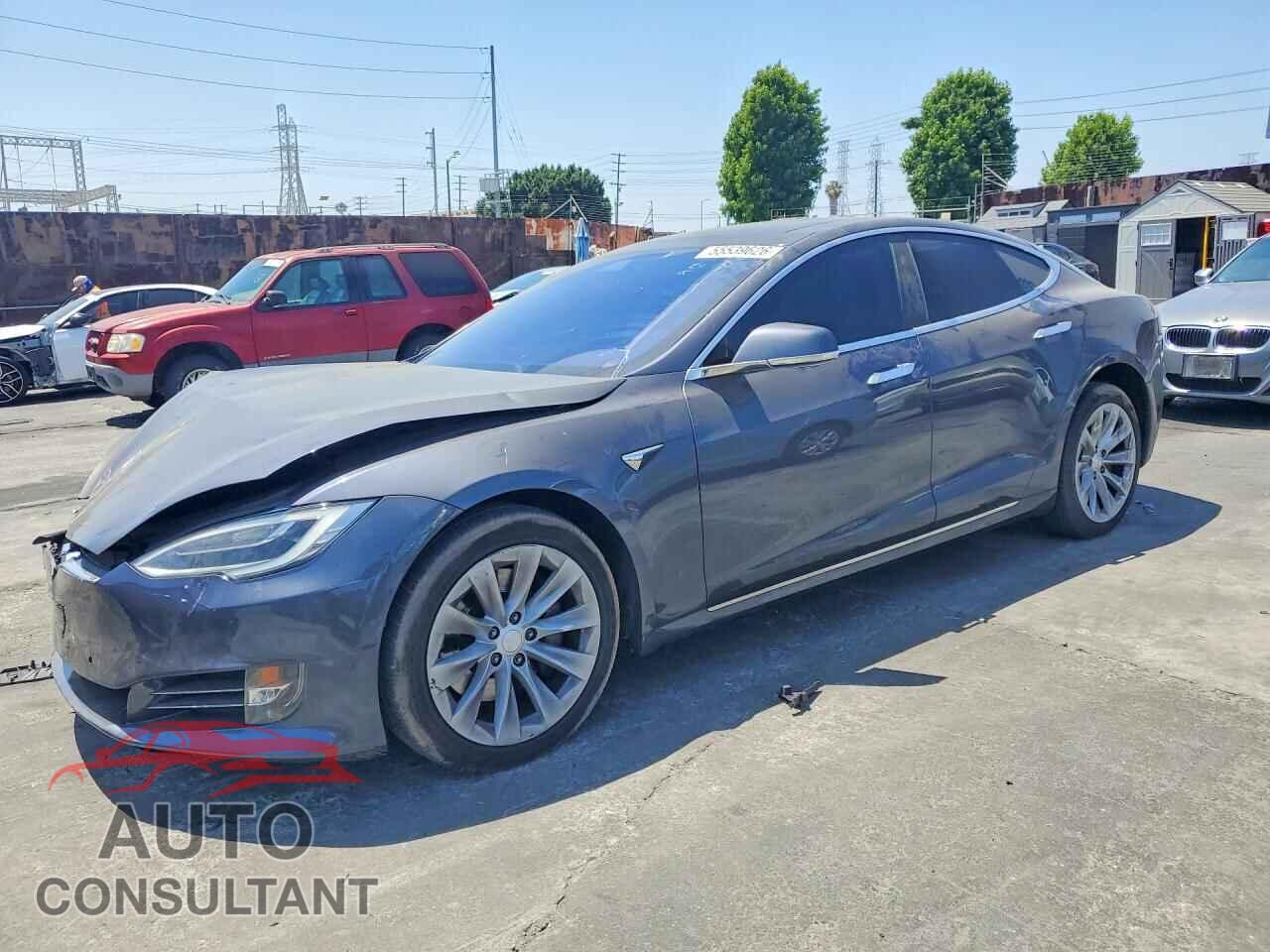 TESLA MODEL S 2018 - 5YJSA1E26JF296411