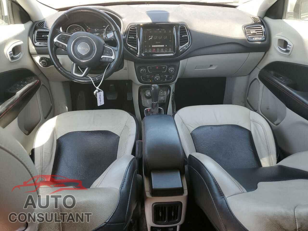 JEEP COMPASS 2020 - 3C4NJDCB6LT111487