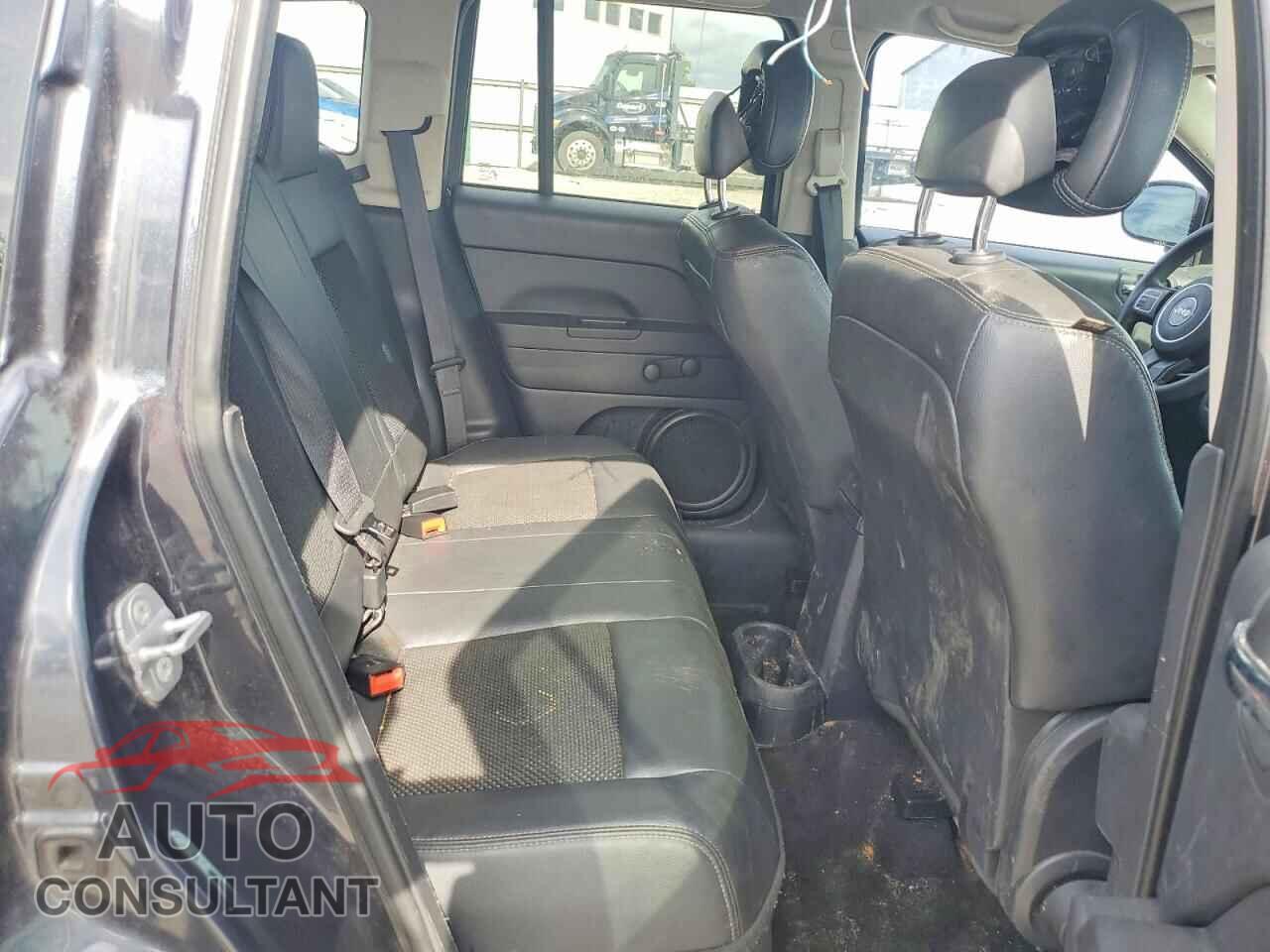 JEEP COMPASS 2014 - 1C4NJCBAXED821441