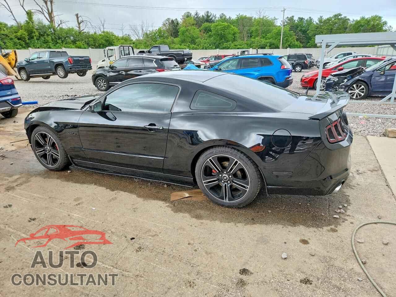 FORD MUSTANG 2014 - 1ZVBP8CF0E5209345