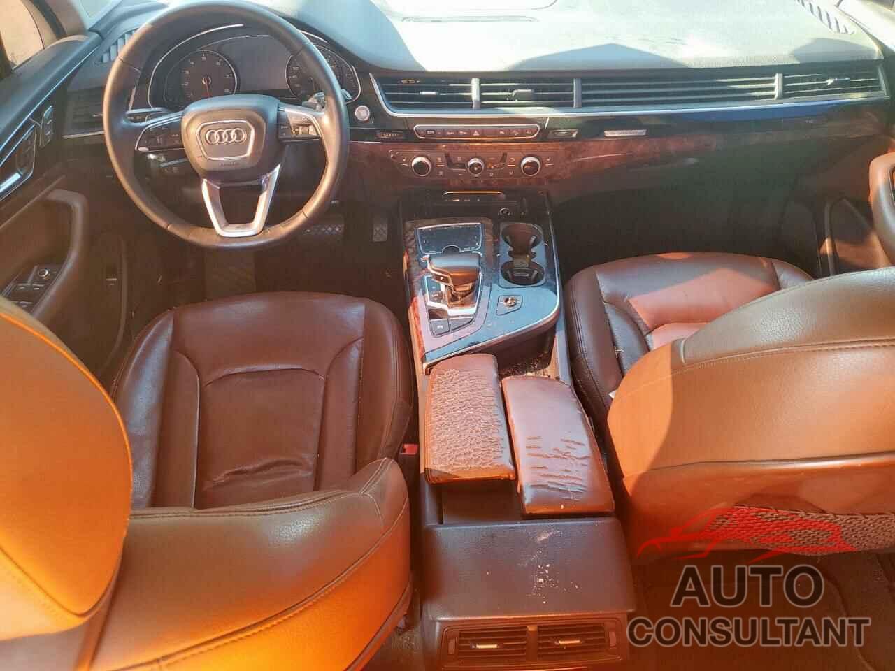 AUDI Q7 2018 - WA1LAAF72JD025328