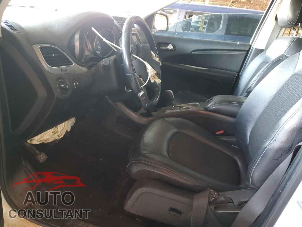 DODGE JOURNEY 2017 - 3C4PDCGG2HT617762