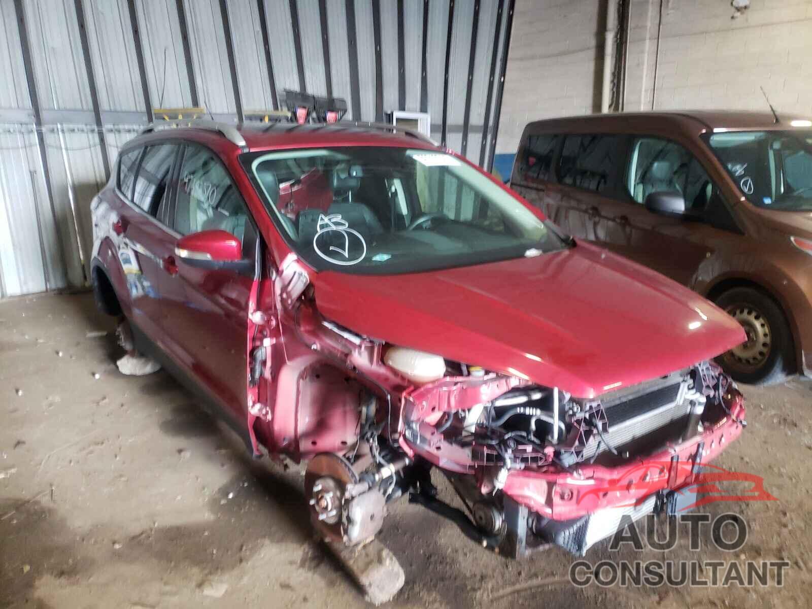 FORD ESCAPE 2017 - 1FMCU9J97HUA31880