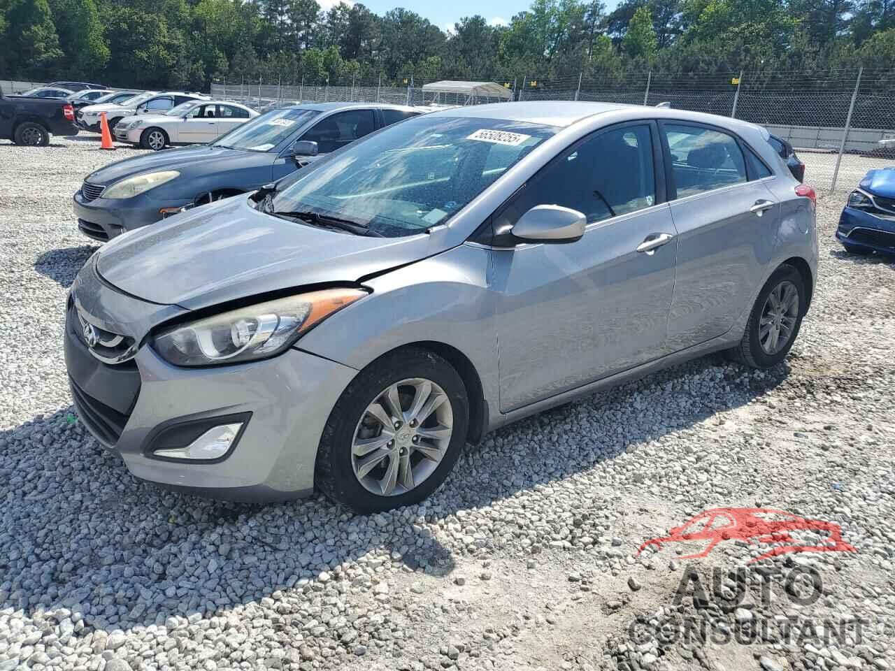 HYUNDAI ELANTRA 2013 - KMHD35LE4DU109021