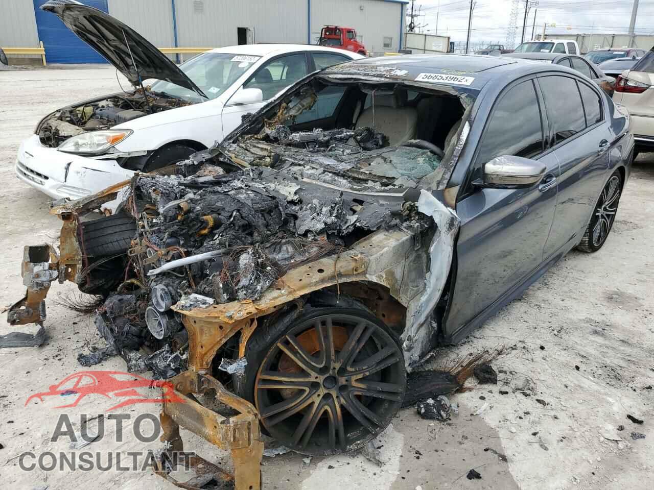 BMW M5 2018 - WBAJB9C5XJB050031