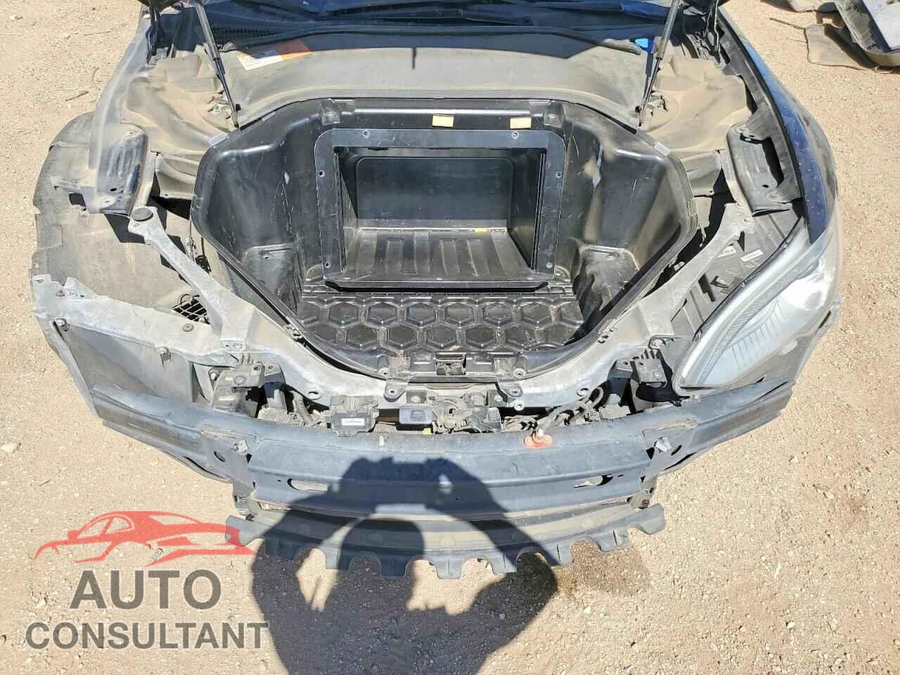 TESLA MODEL S 2013 - 5YJSA1CN1DFP27397