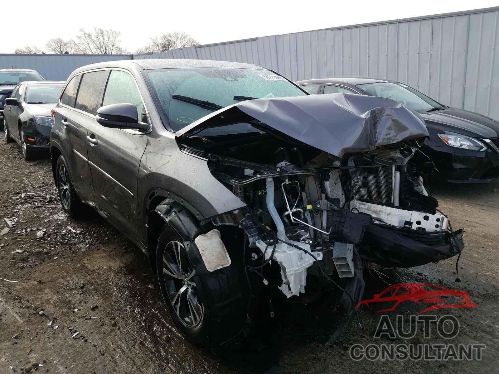 TOYOTA HIGHLANDER 2019 - 5TDBZRFH5KS706106