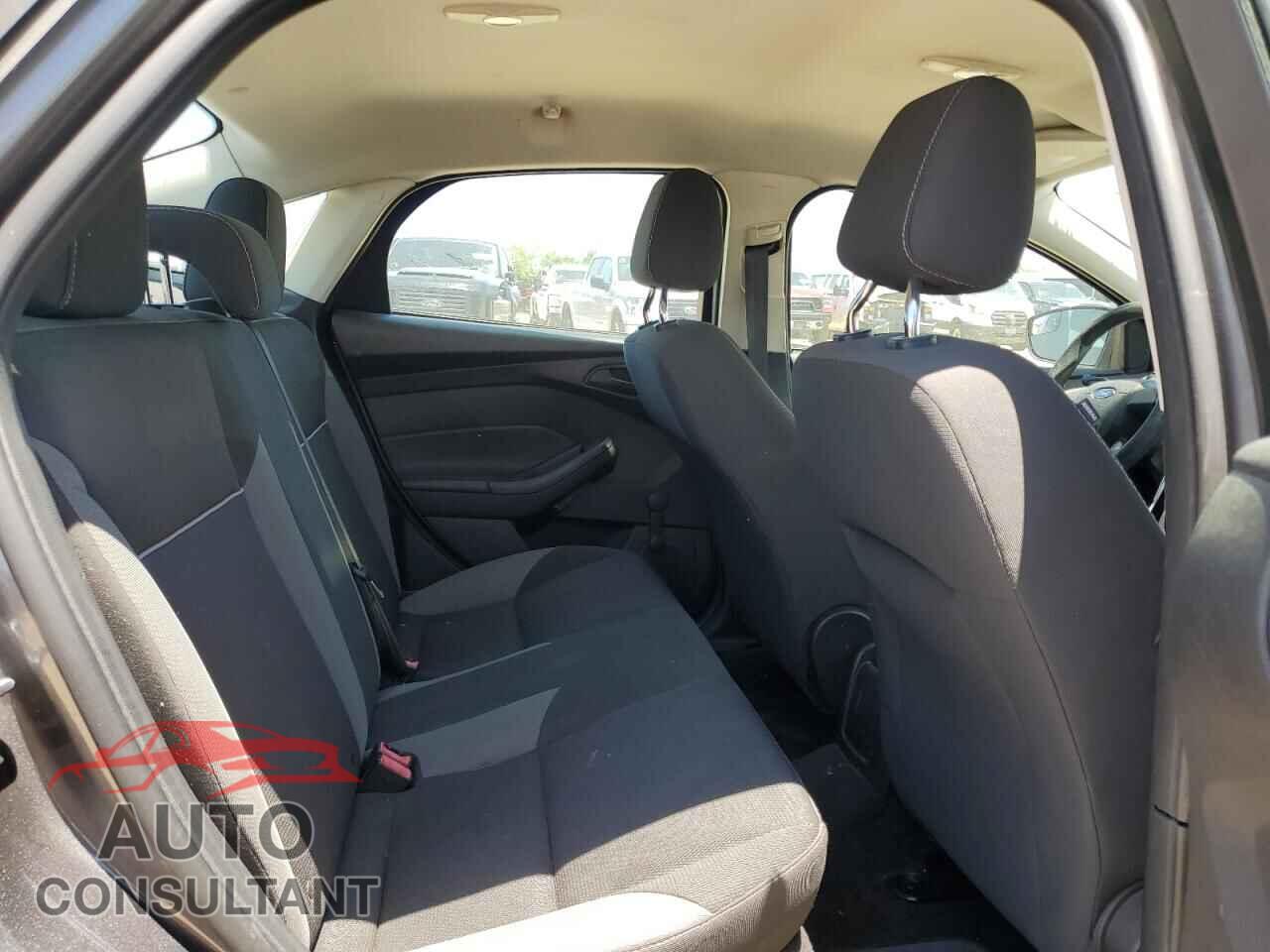 FORD FOCUS 2013 - 1FADP3E29DL263722