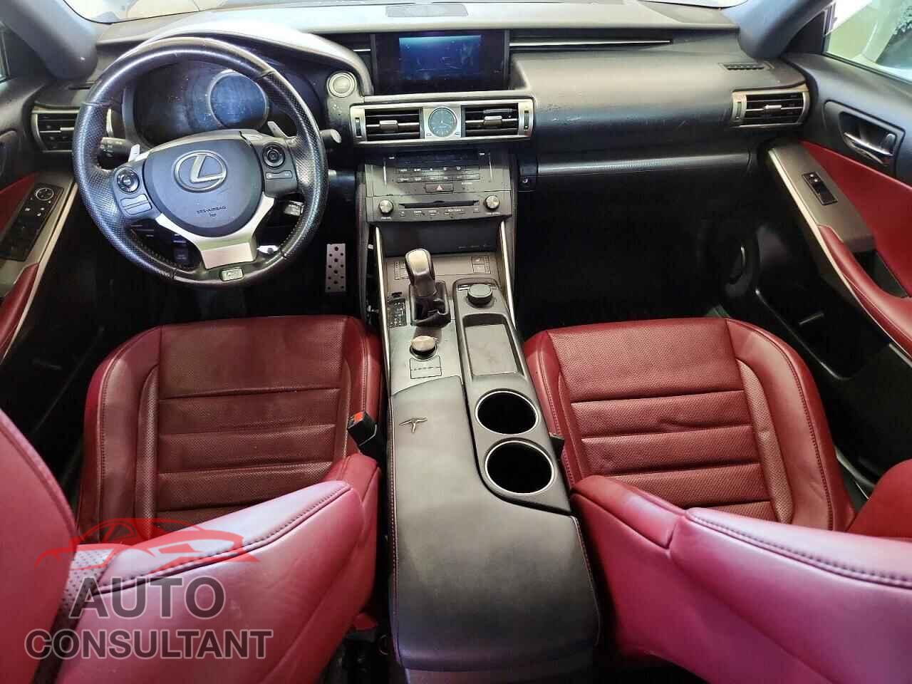 LEXUS IS 2016 - JTHBA1D24G5005236