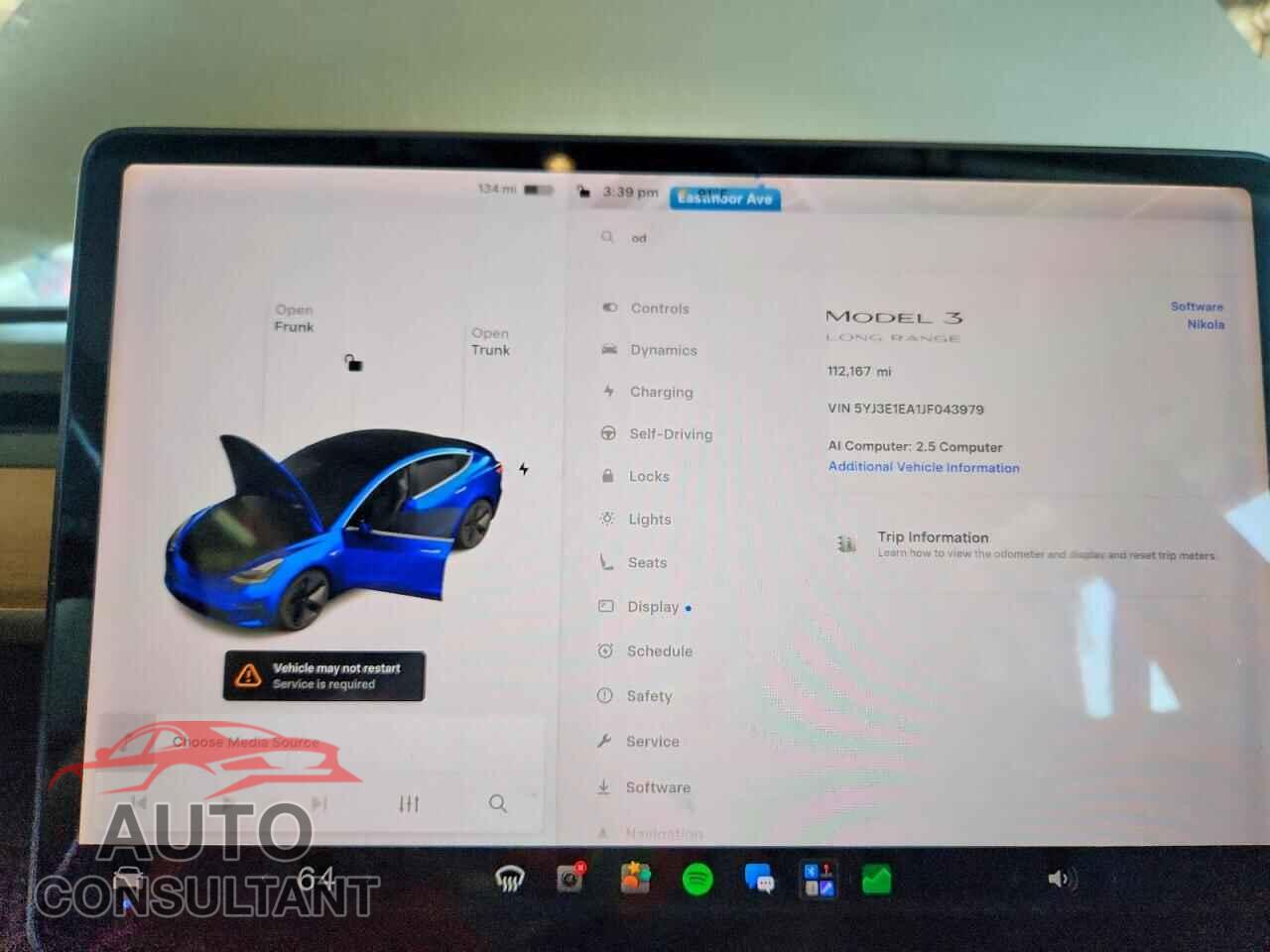 TESLA MODEL 3 2018 - 5YJ3E1EA1JF043979