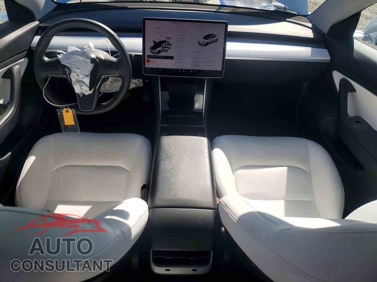 TESLA MODEL 3 2020 - 5YJ3E1EAXLF599095