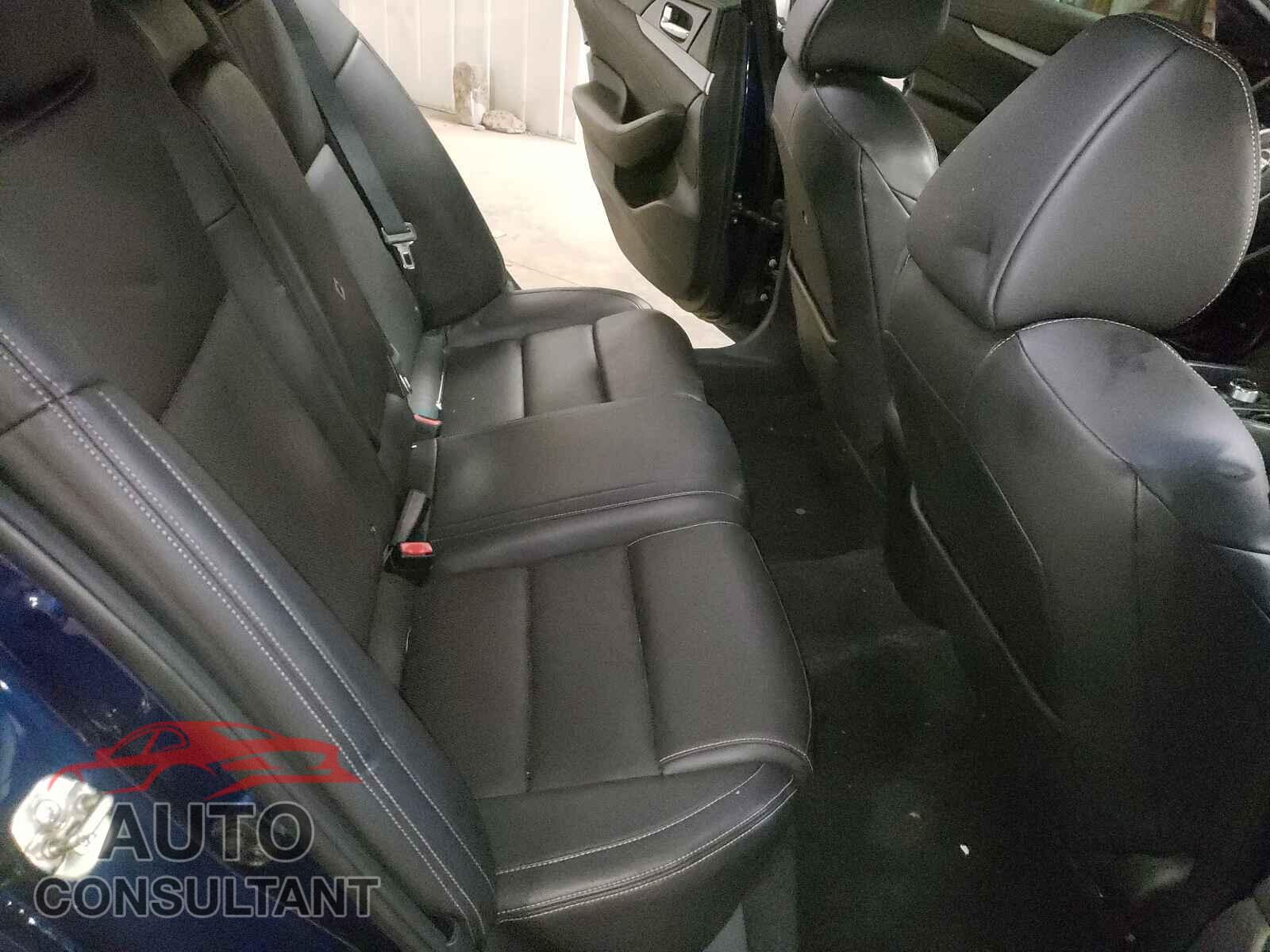NISSAN MAXIMA 2016 - 1N4AA6AP0GC400395