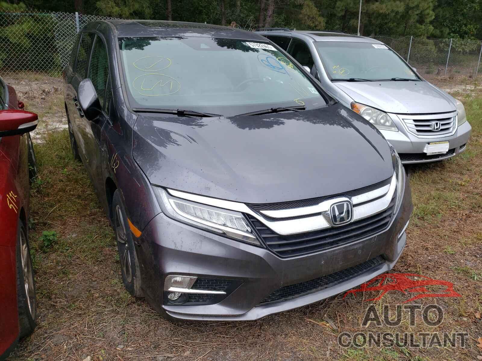 HONDA ODYSSEY 2018 - 5FNRL6H80JB070435