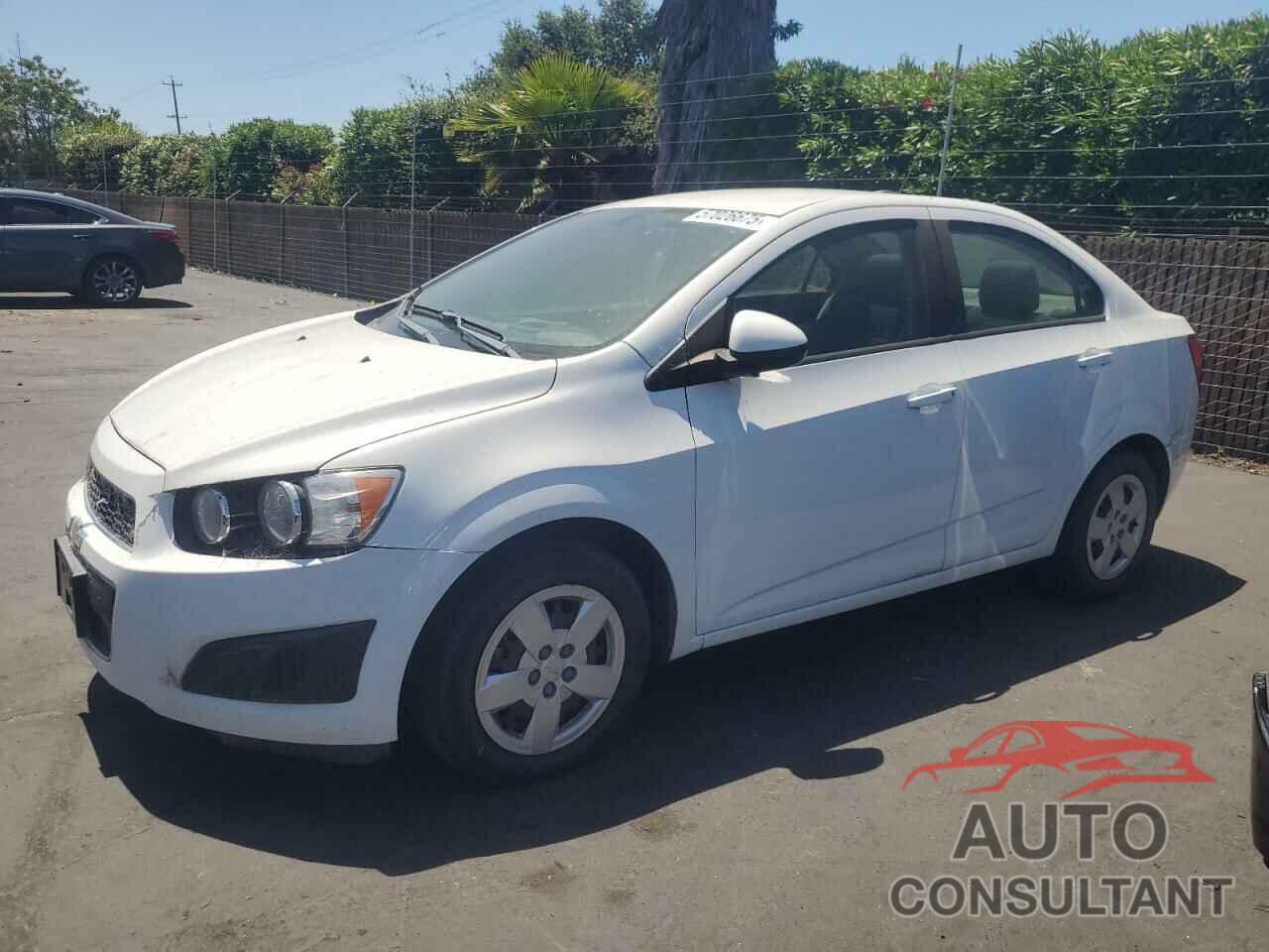 CHEVROLET SONIC 2015 - 1G1JA5SH2F4163017