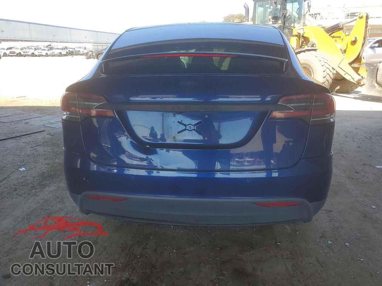TESLA MODEL X 2017 - 5YJXCAE26HF044314