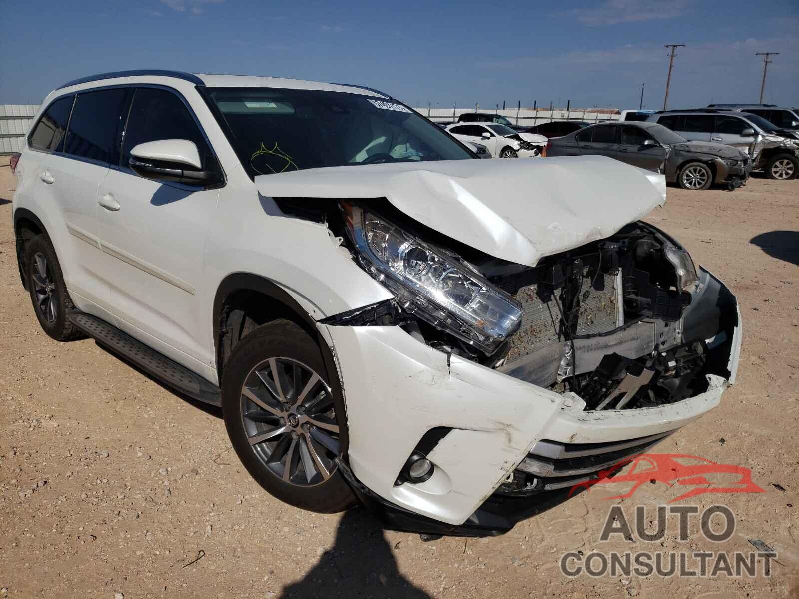 TOYOTA HIGHLANDER 2018 - 5TDKZRFH7JS284208