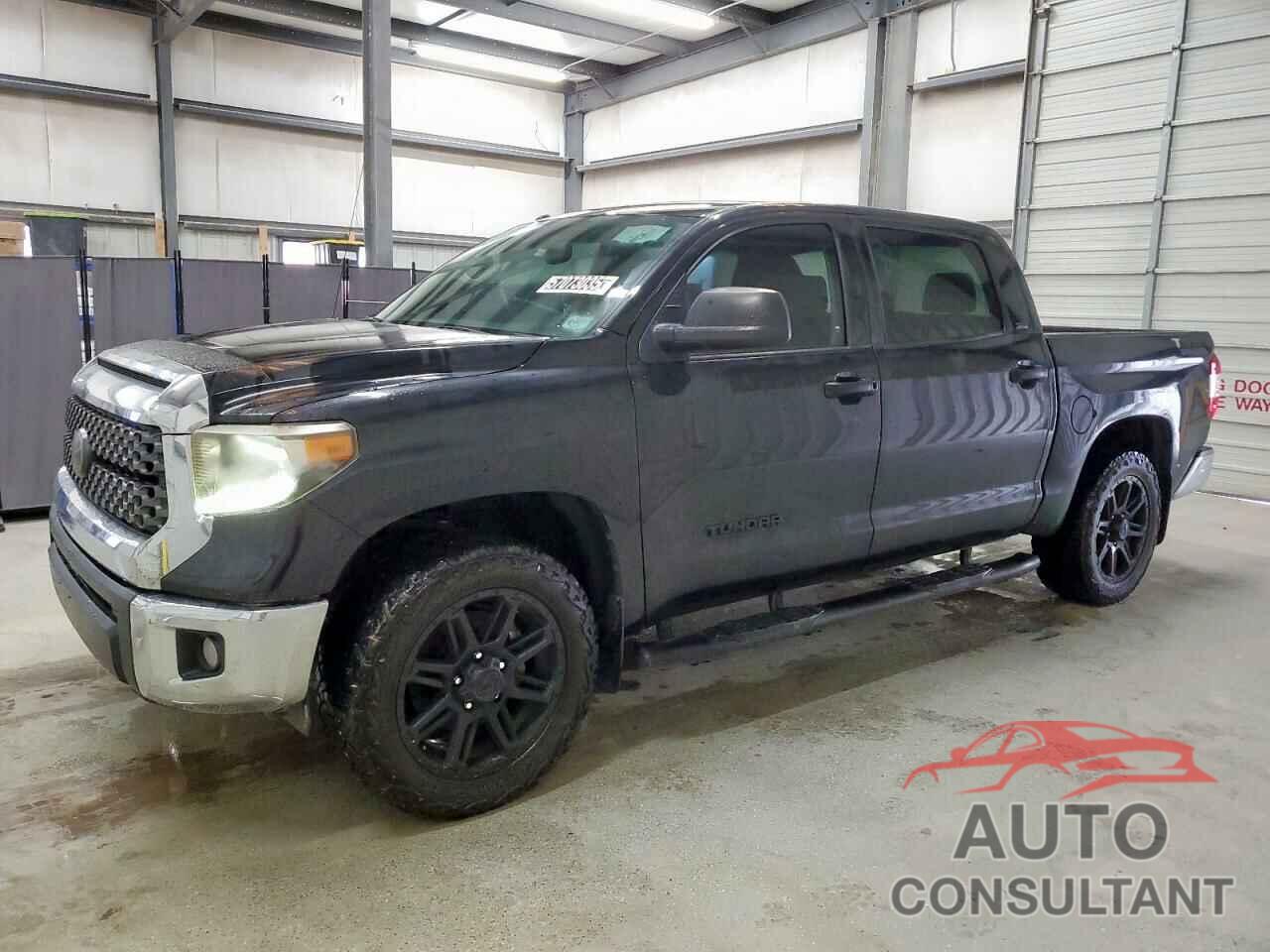 TOYOTA TUNDRA 2018 - 5TFEM5F15JX127682