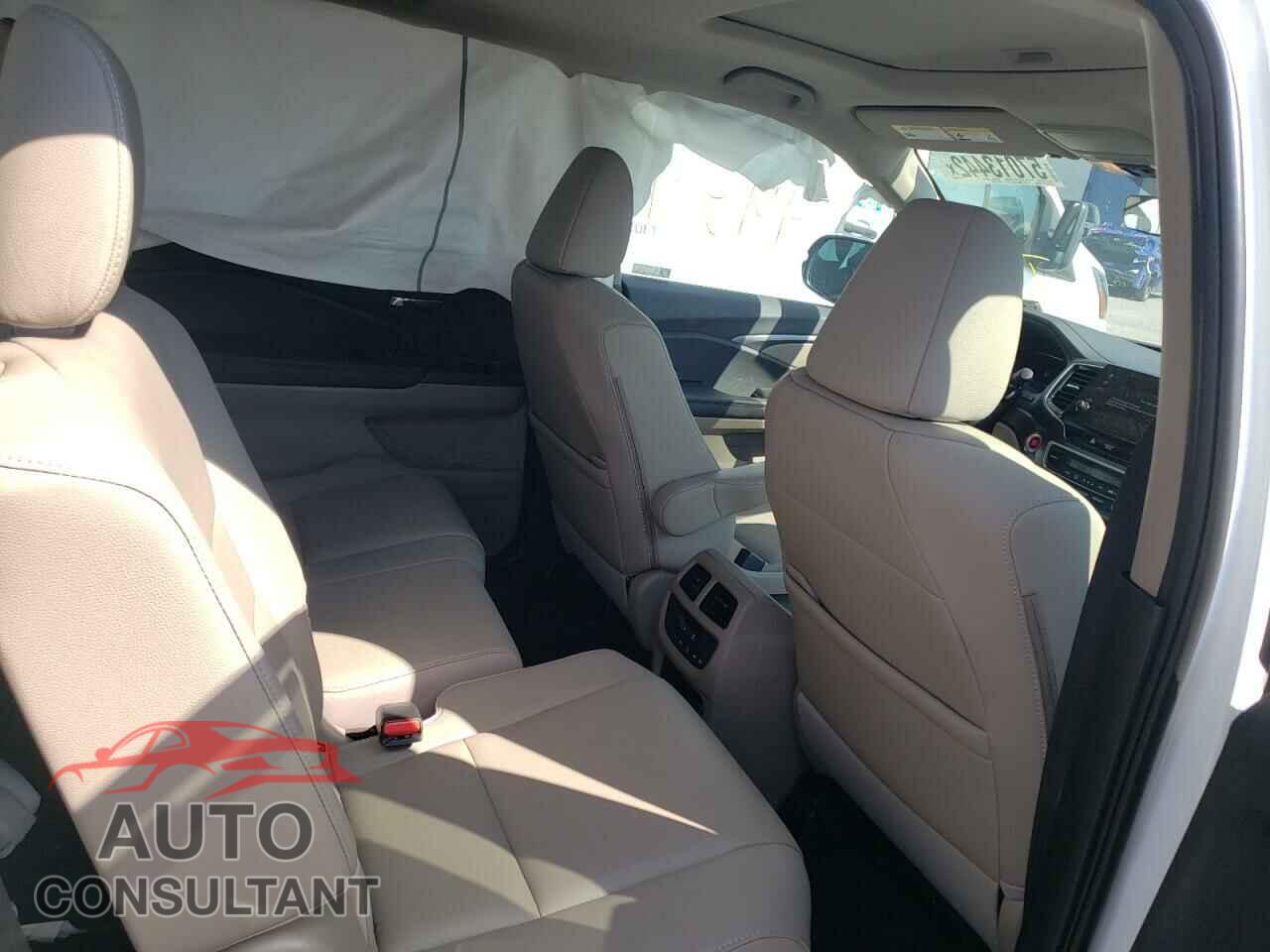 HONDA PILOT 2022 - 5FNYF6H53NB021910