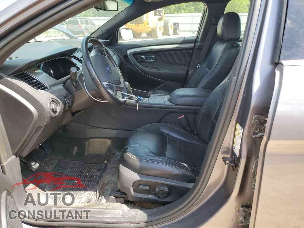 FORD TAURUS 2013 - 1FAHP2E86DG229052