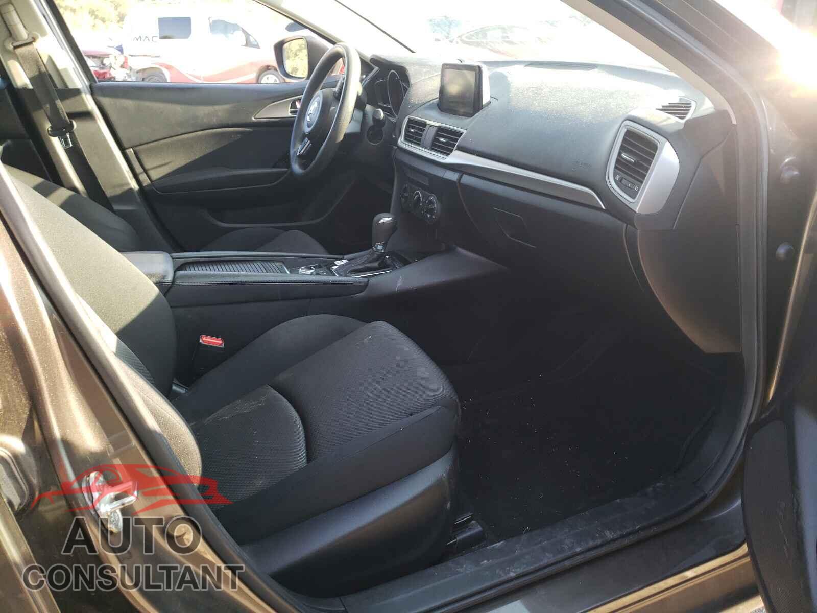 MAZDA 3 2017 - 3MZBN1U78HM157935
