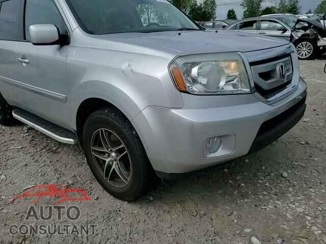 HONDA PILOT 2011 - 5FNYF4H48BB068132