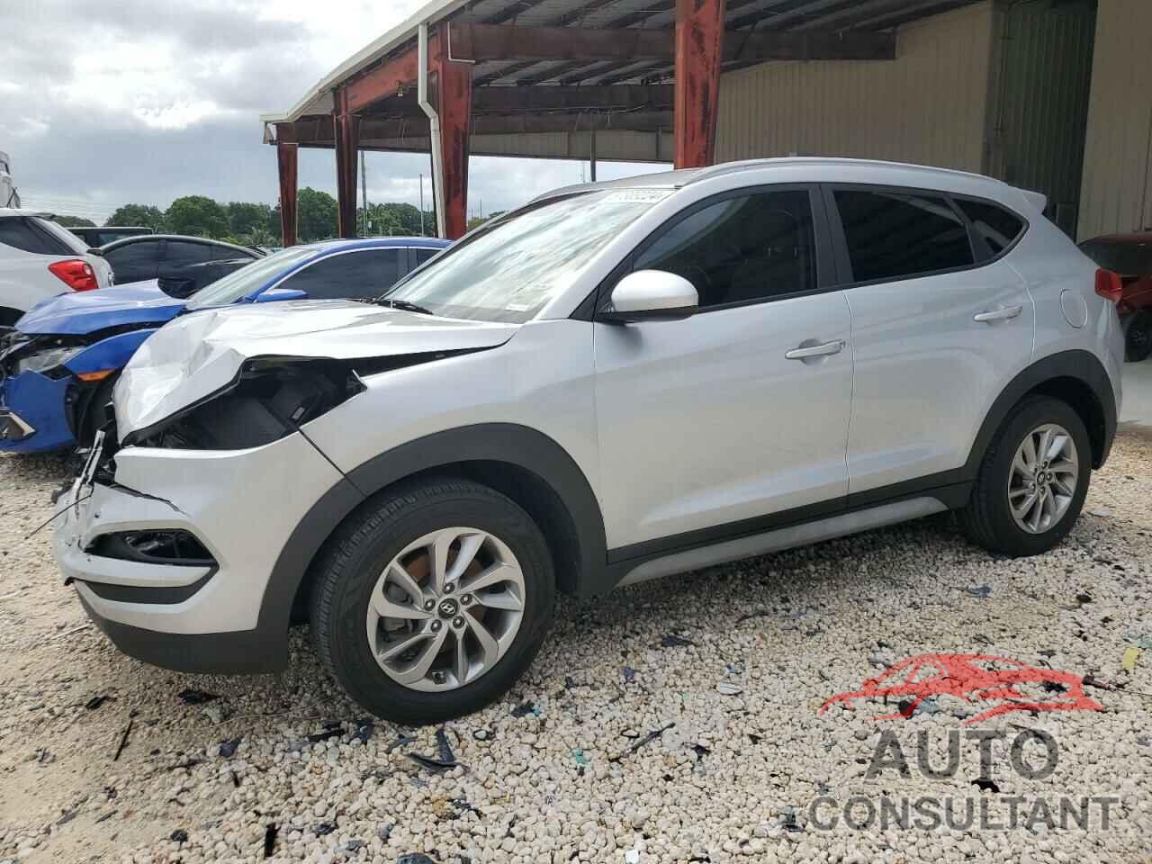 HYUNDAI TUCSON 2018 - KM8J33A46JU609176