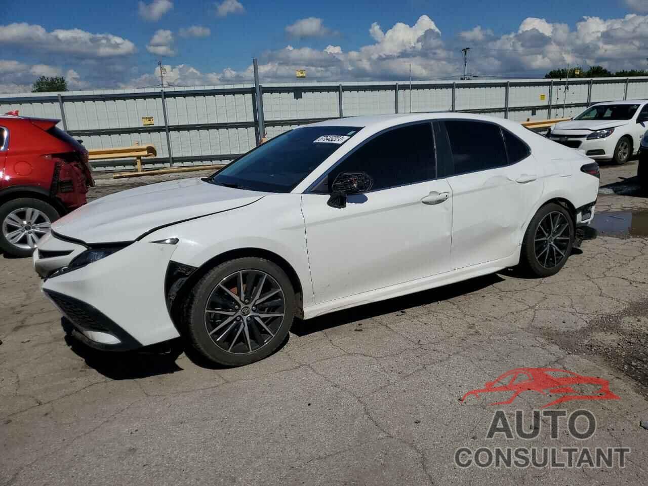 TOYOTA CAMRY 2021 - 4T1G11AK2MU573915