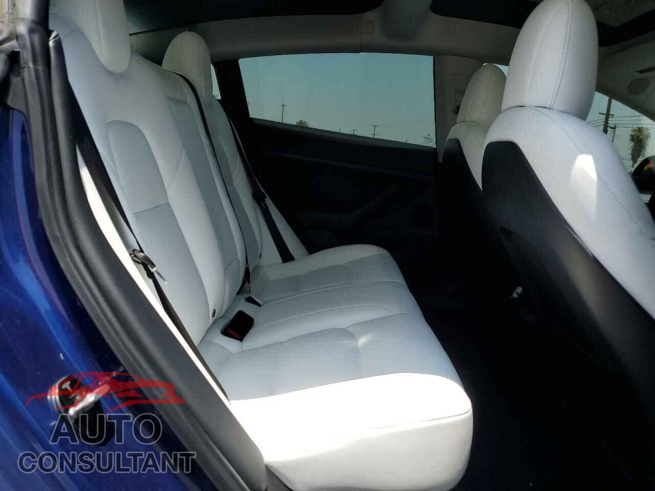 TESLA MODEL 3 2021 - 5YJ3E1EB8MF999425
